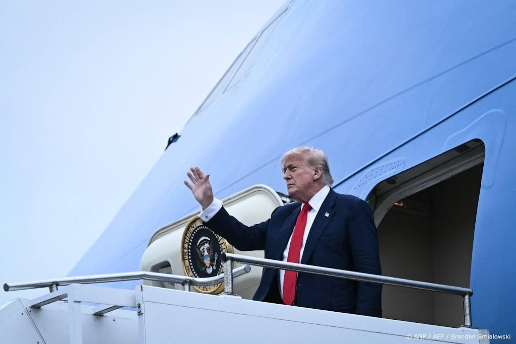 FT: overleg VS-EU in aanloop ontmoeting Trump en Von der Leyen