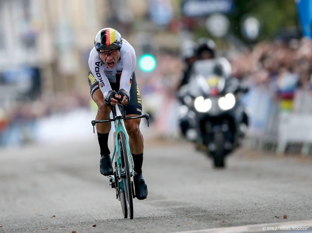 Wielrenner Tony Martin vreest dat de Tour Parijs niet haalt