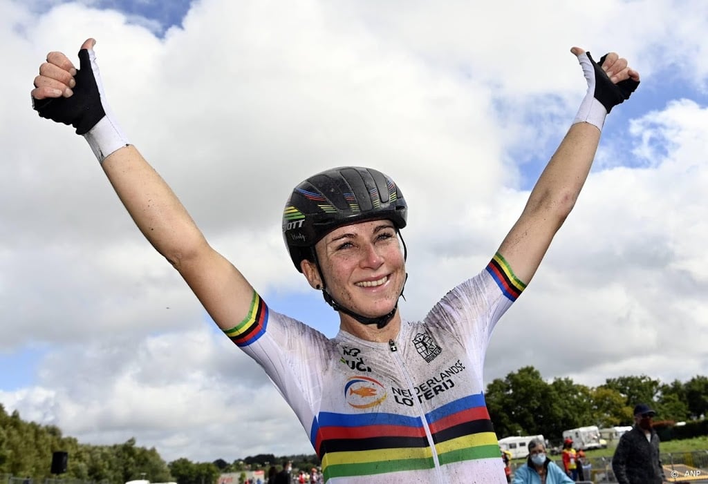 Wereldkampioene Van Vleuten grijpt ook Europese titel