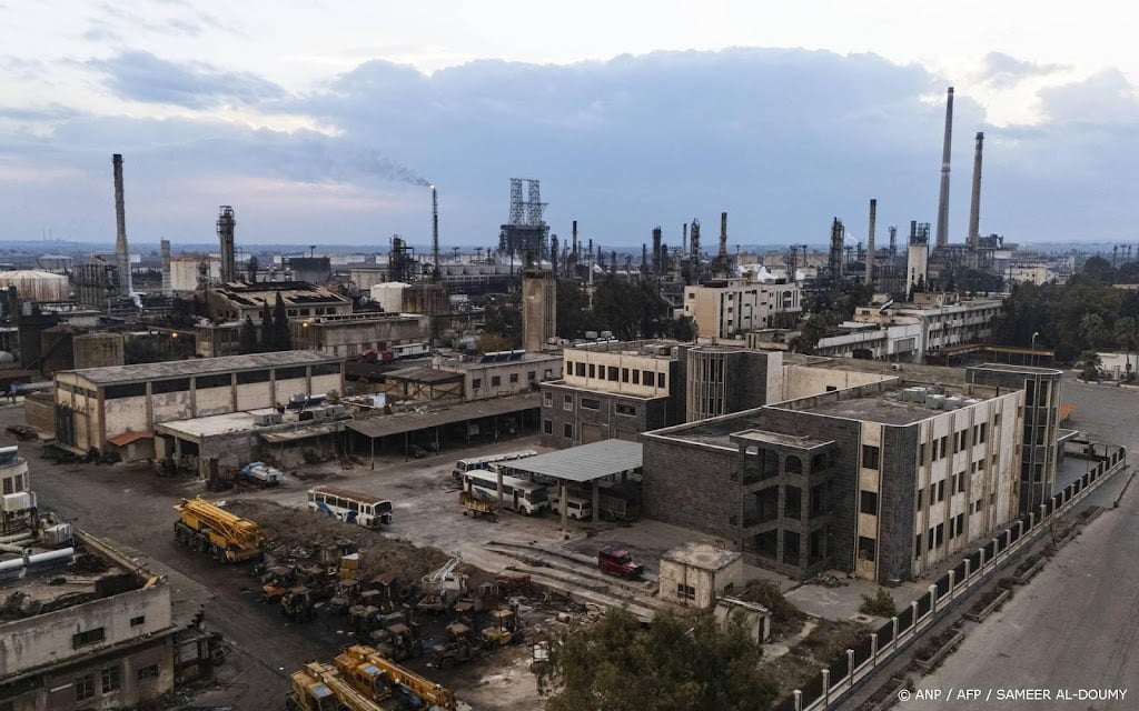 Bloomberg: verscheping eerste olie uit Syrië na opheffen sancties