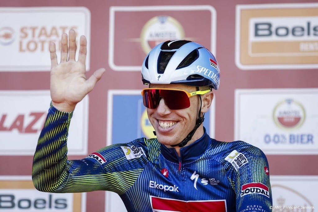 Wielrenner Eenkhoorn tot eind 2028 bij Soudal Quick-Step