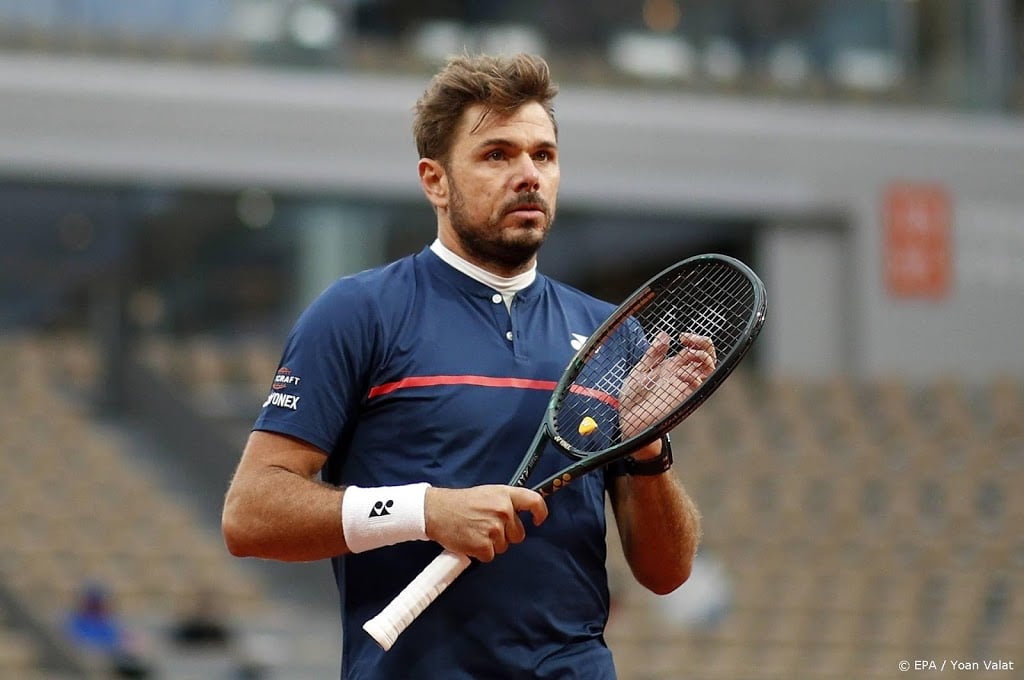 Wawrinka blijft Murray makkelijk de baas in Parijs