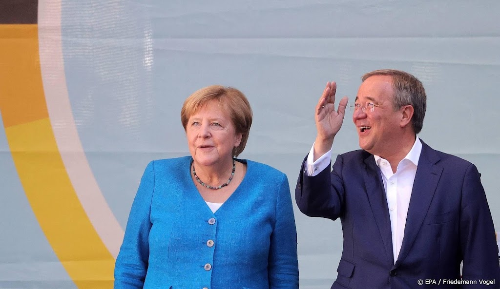 Lang coalitieoverleg in Duitsland kan Merkel record opleveren