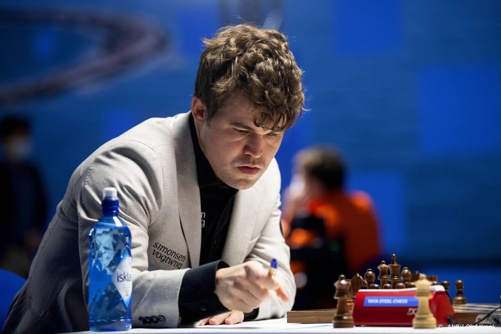 Carlsen beticht schaker Niemann nu openlijk van valsspelen
