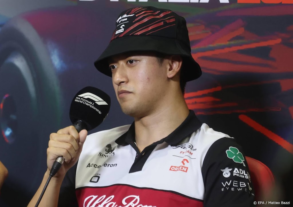 Formule 1-coureur Zhou blijft ook volgend seizoen bij Alfa Romeo