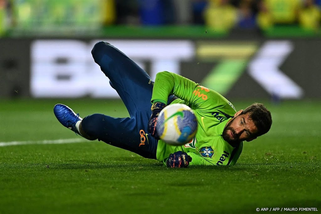 Liverpool-trainer Slot verwacht keeper Alisson terug tegen Wolves
