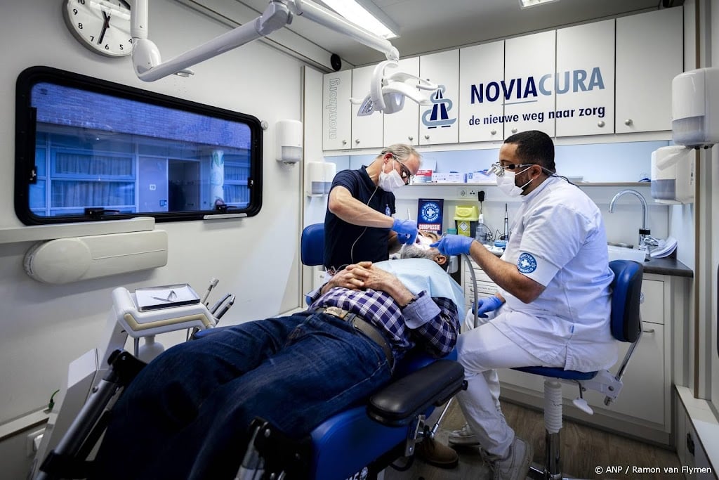 82 tandartspraktijken behandelen mensen met weinig geld gratis 