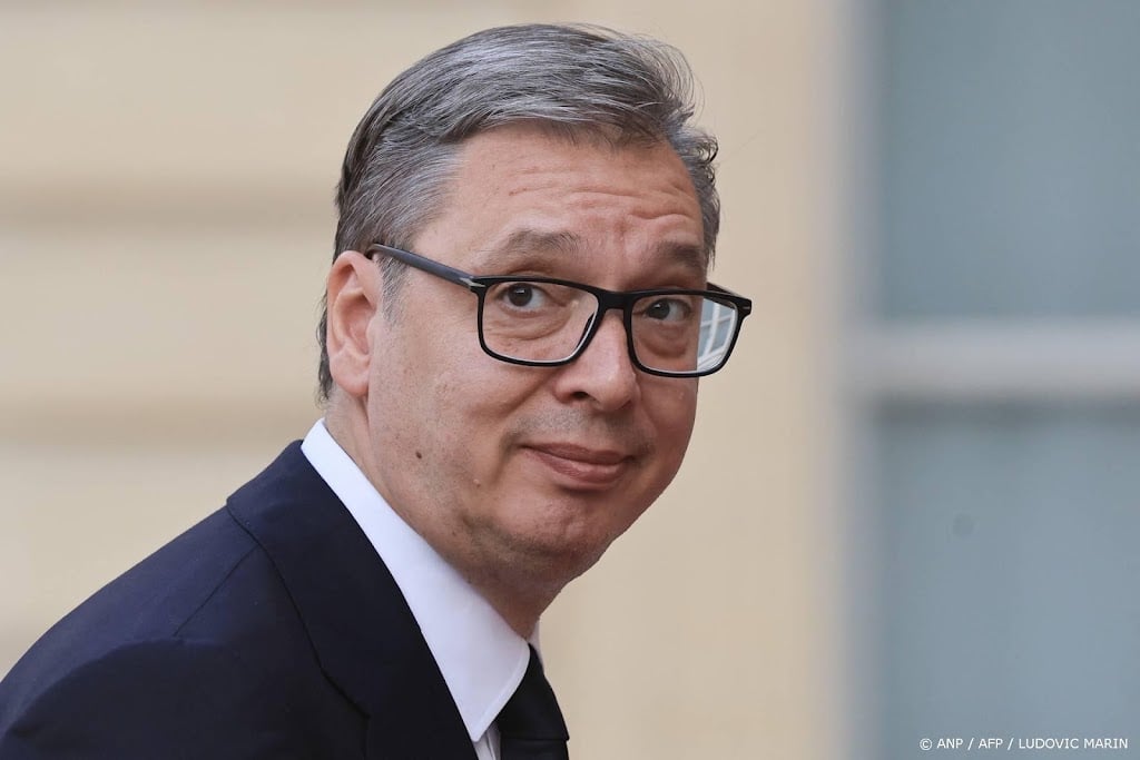 Servische president Vučić treedt af in verband met verkiezingen
