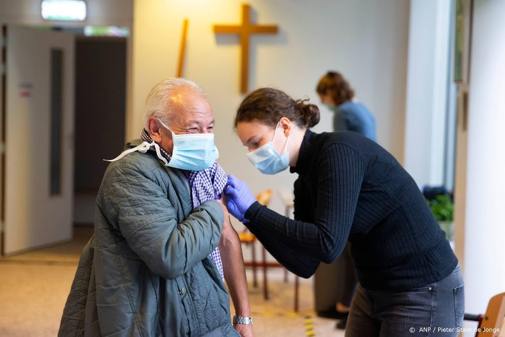 ANBO staat niet achter oproep Blokhuis over griepprik