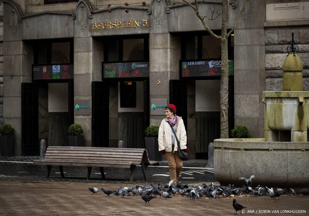 Chipbedrijven ASMI en Besi stralen op lager Damrak