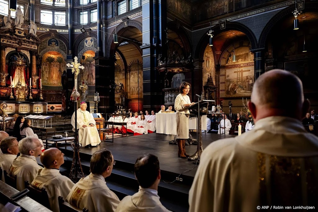 Halsema bij start jubileumjaar: laten we voor elkaar zorgen