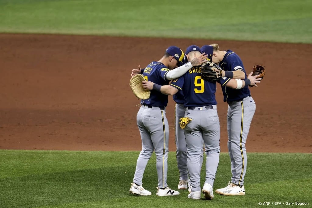 Milwaukee Brewers één zege verwijderd van World Series-titel