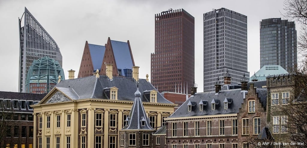 Standbeeld Aletta Jacobs in centrum van Den Haag