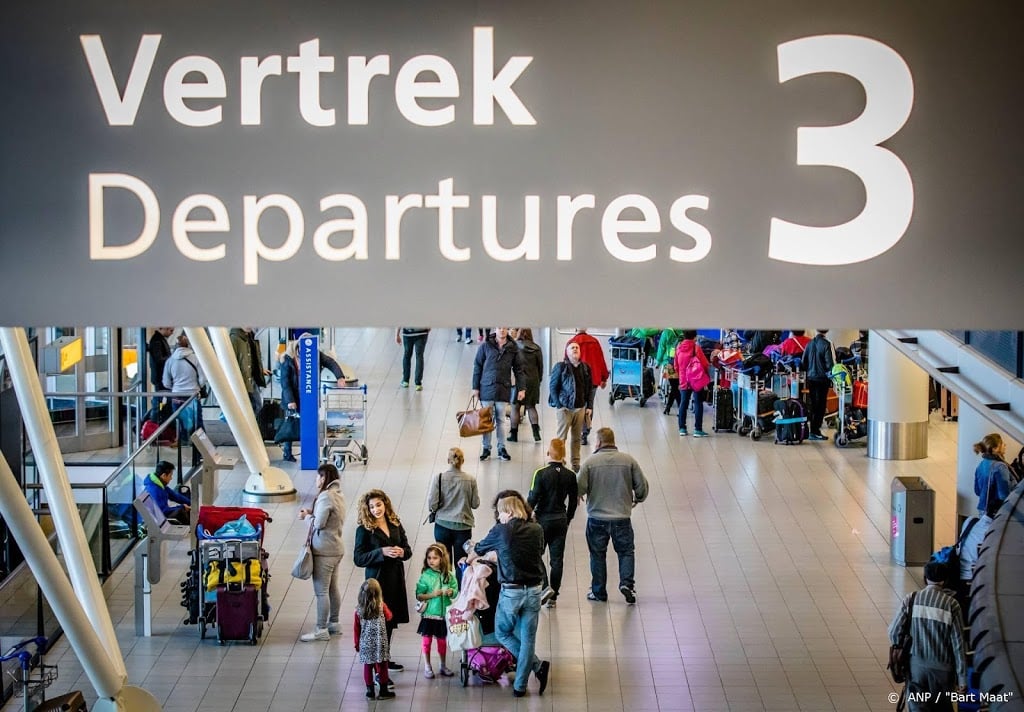 Een op drie vluchten vanaf Schiphol is kort