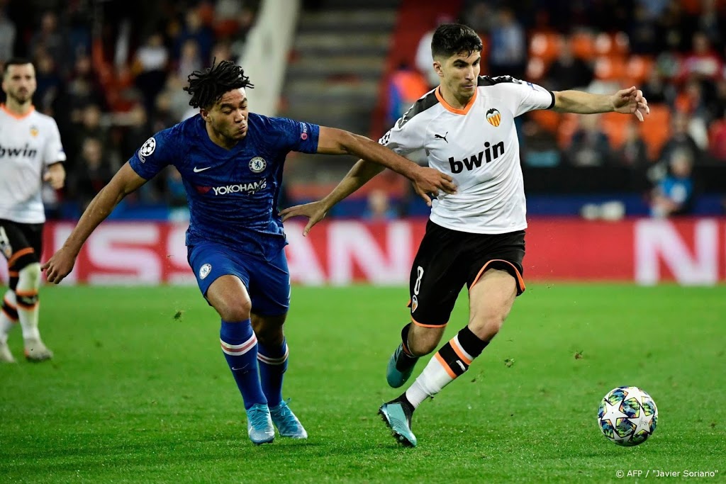 Chelsea geeft bij Valencia voorsprong weg