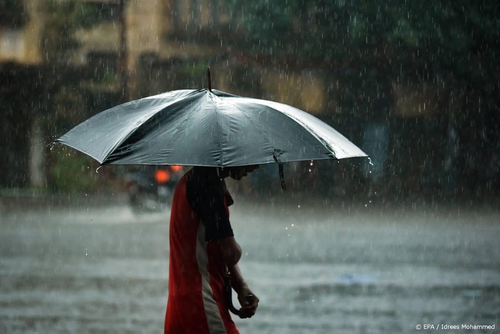 Storm Arwen raast over VK: doden en grootschalige stroomuitval