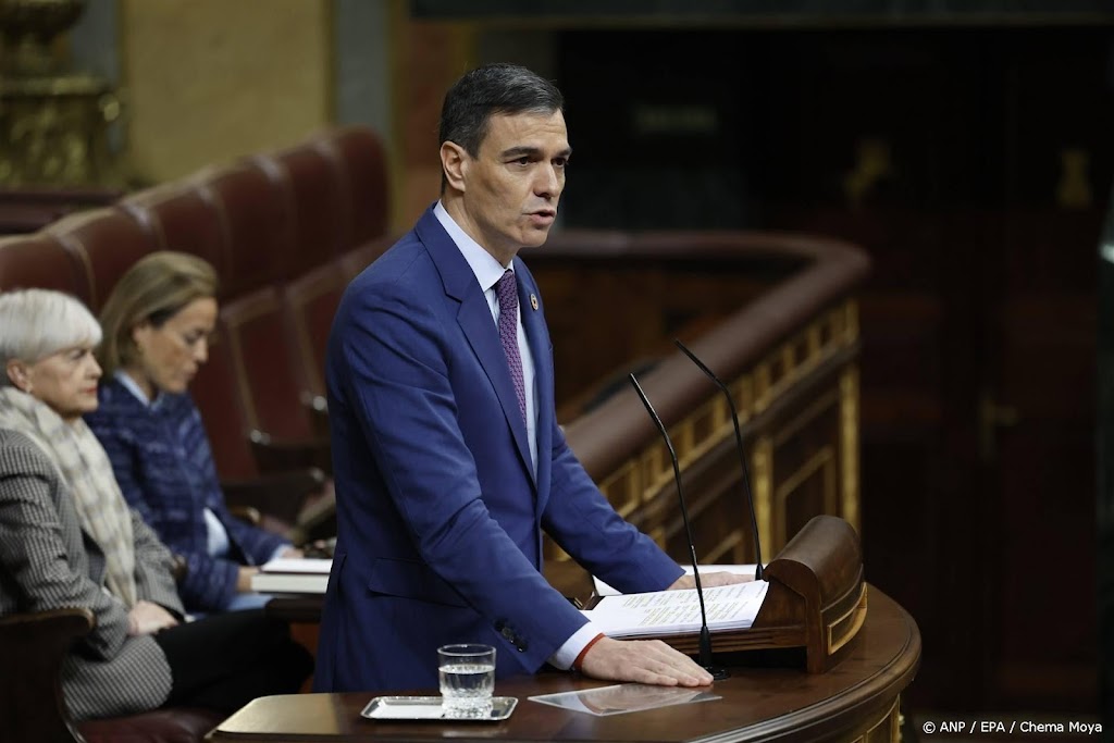 Spaanse premier belooft meer steun na watersnood Valencia