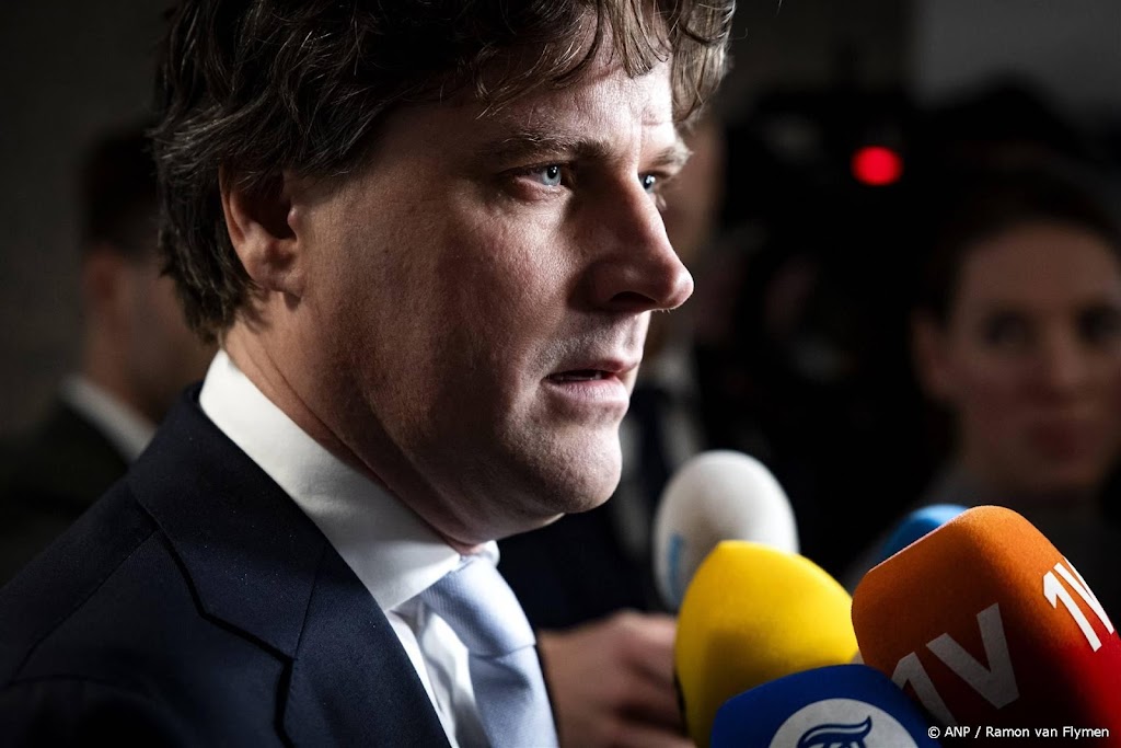 Oppositie schuift aan bij overleg om onderwijsbegroting te redden