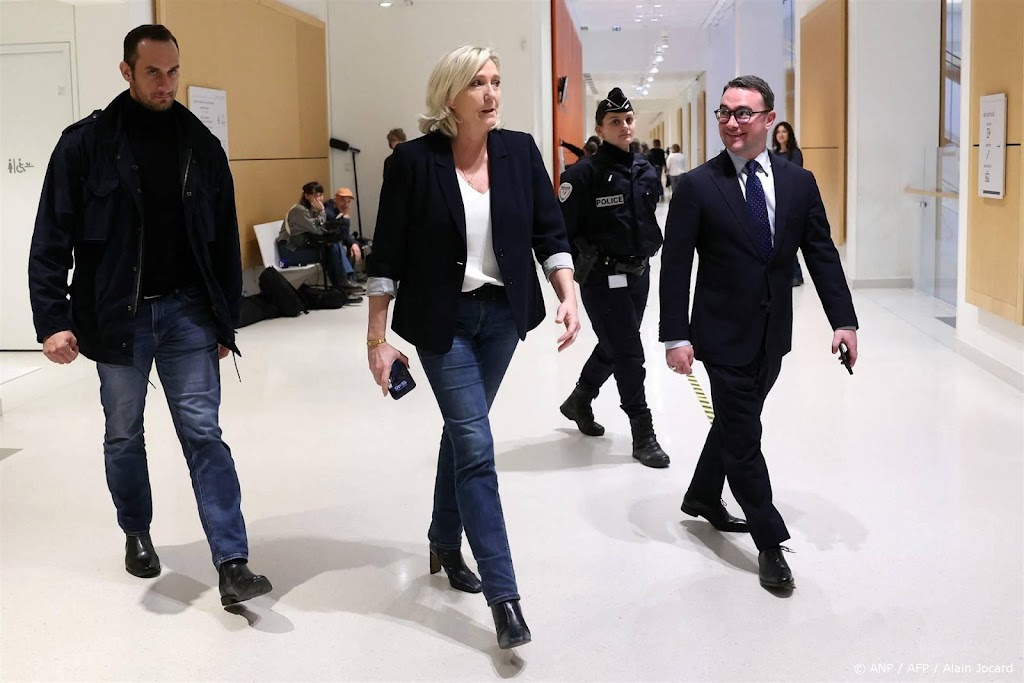 Advocaat eist vrijspraak in proces tegen Franse politica Le Pen