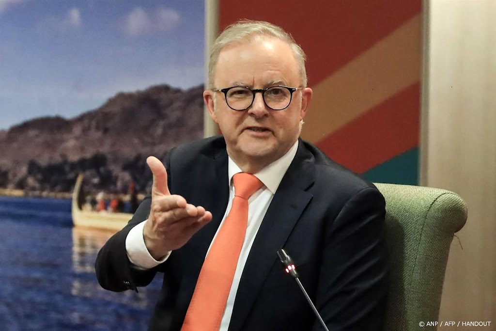 Tweede Kamer Australië wil sociale media sluiten voor jongeren