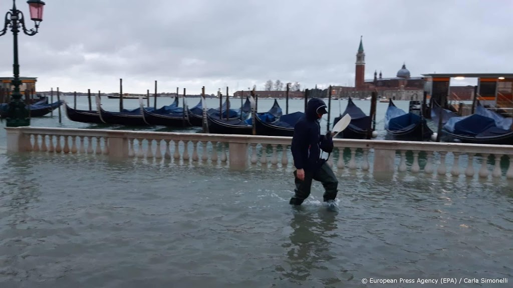 Waterkering Venetië geactiveerd vanwege hoogwater 