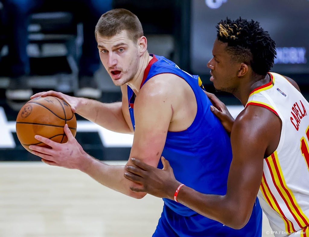 Basketballer Jokic evenaart in NBA prestatie Barkley uit 1988