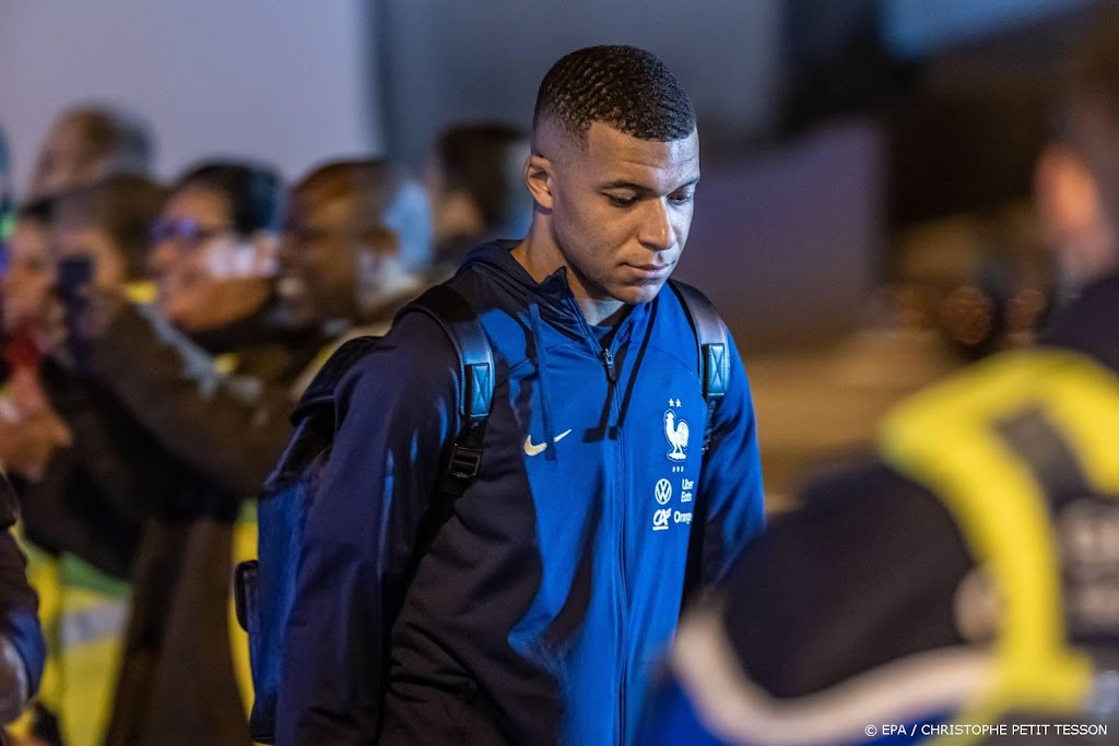 Mbappé en Neymar bij PSG klaar voor hervatting Franse competitie