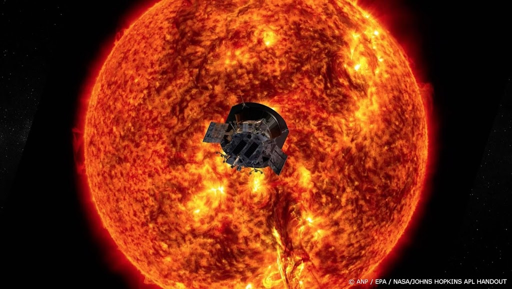 NASA-sonde die dichter dan ooit bij de zon vloog is veilig