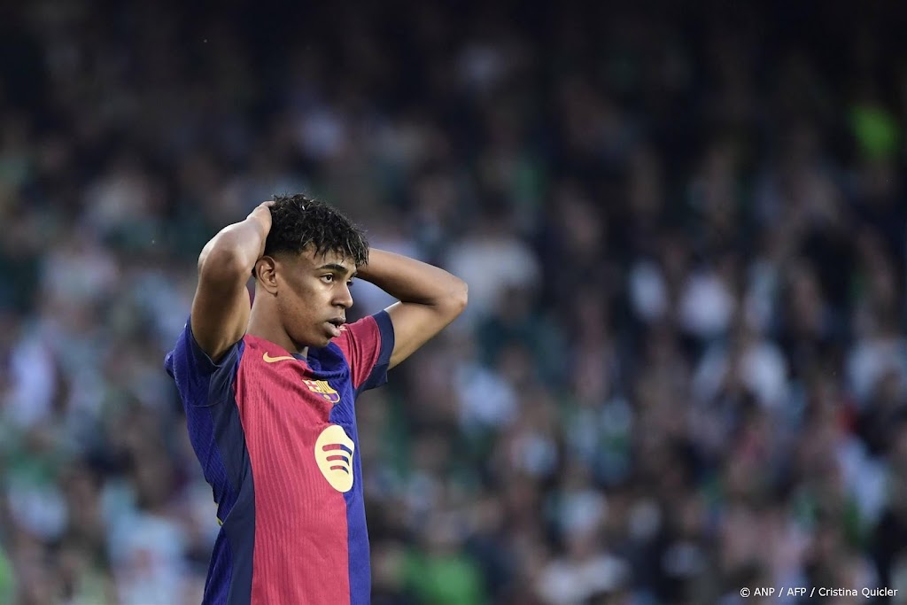 Enkelblessure houdt Yamal nog aan de kant bij FC Barcelona
