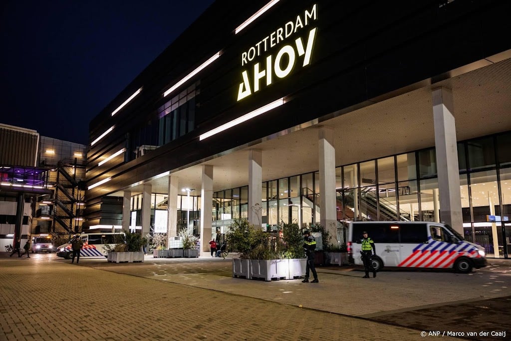 Slachtoffers steekpartij Ahoy zijn 15 en 23 jaar, dader nog zoek