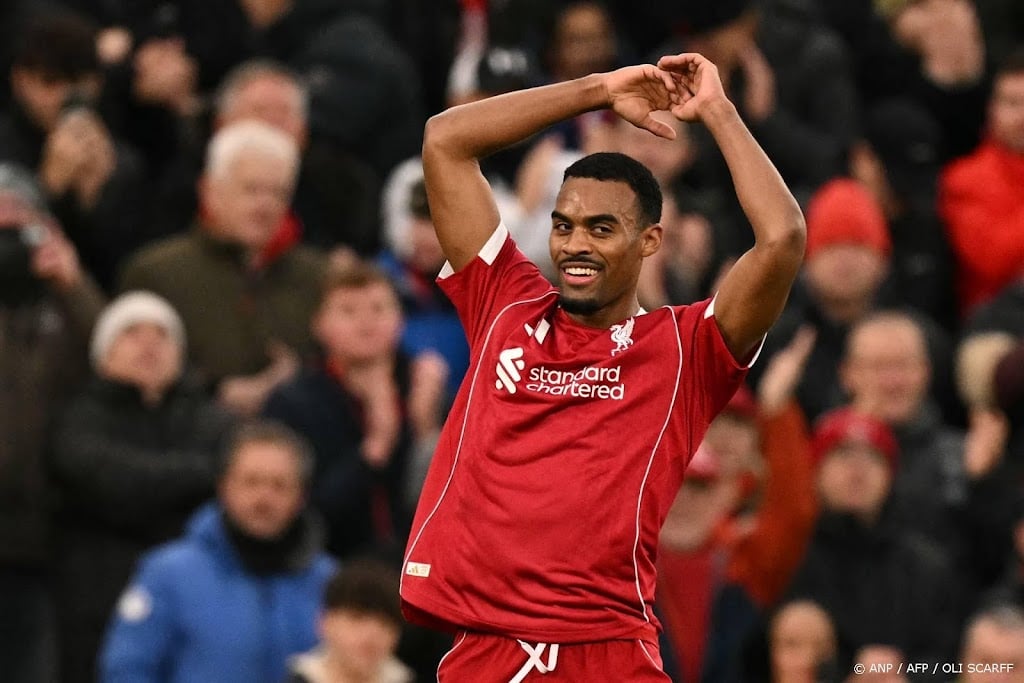 Gravenberch scoort voor Liverpool in gewonnen duel met Wolves