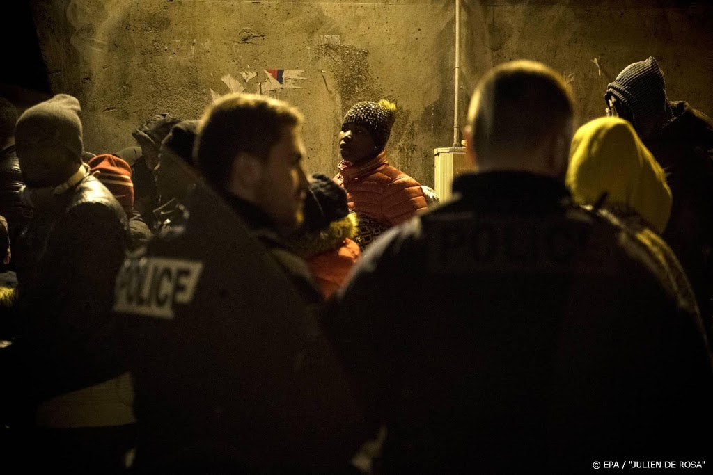 Illegaal vluchtelingenkamp in Parijs ontruimd