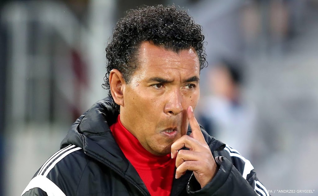 Excelsior ontslaat trainer Moniz