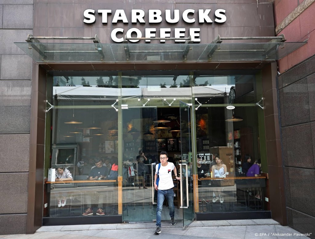 Koffieketen Starbucks waarschuwt voor impact coronavirus