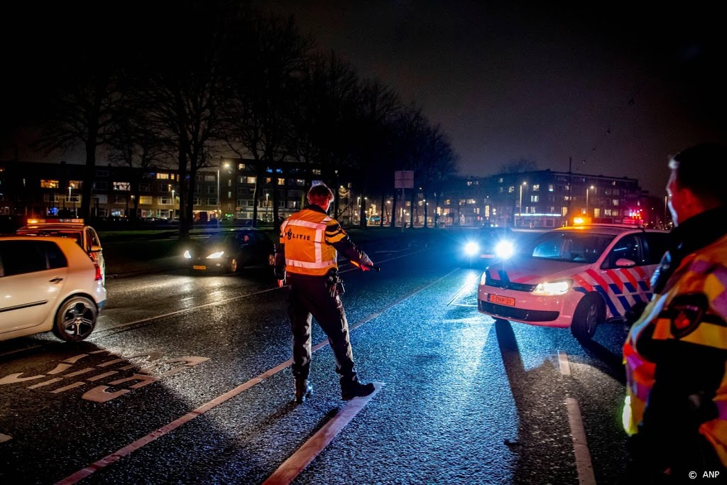 Politie: beheersbare avond in Rotterdam, 25 aanhoudingen