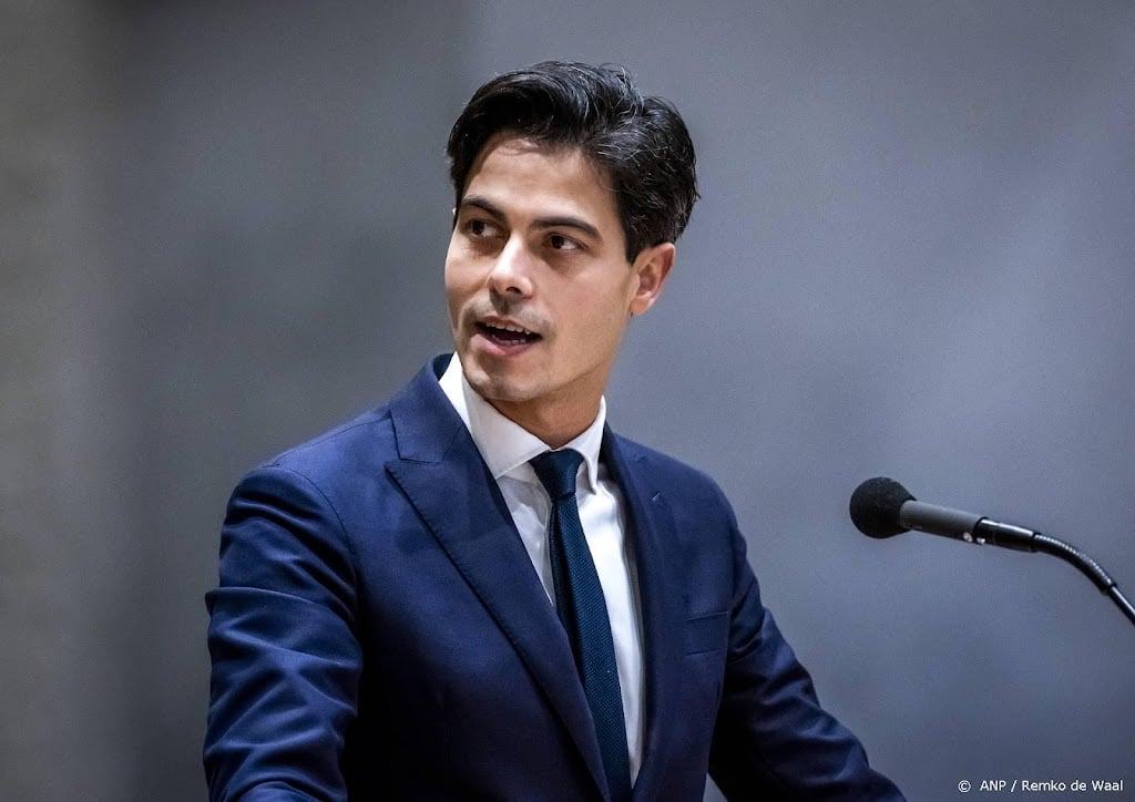 Brede coalitie wil dat overheid knelpunten stroomnet snel oplost
