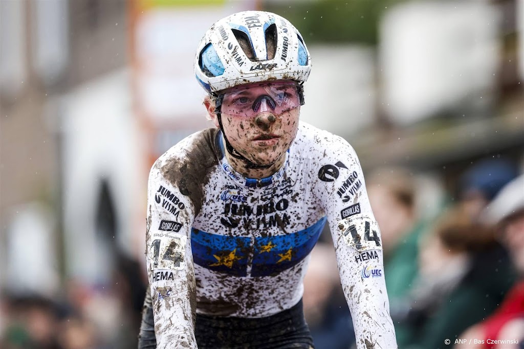 Van Empel domineert week voor WK veldrijden in Belgische cross