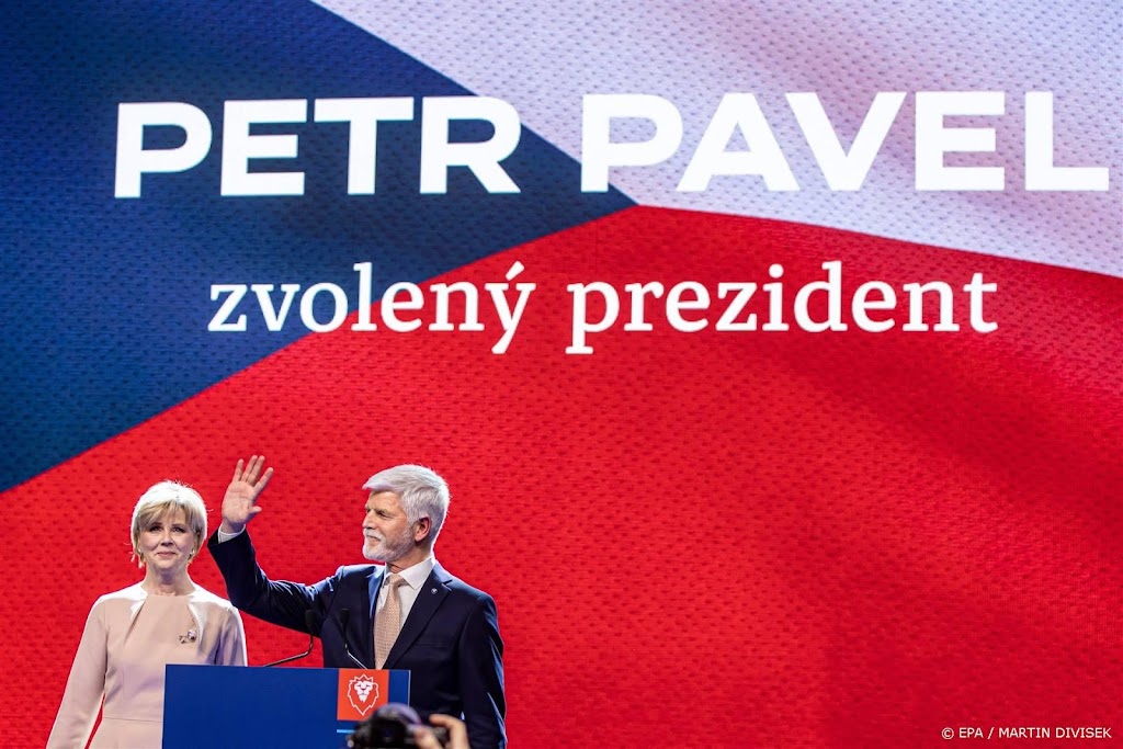 Ex-generaal Pavel wint presidentsverkiezing in Tsjechië 
