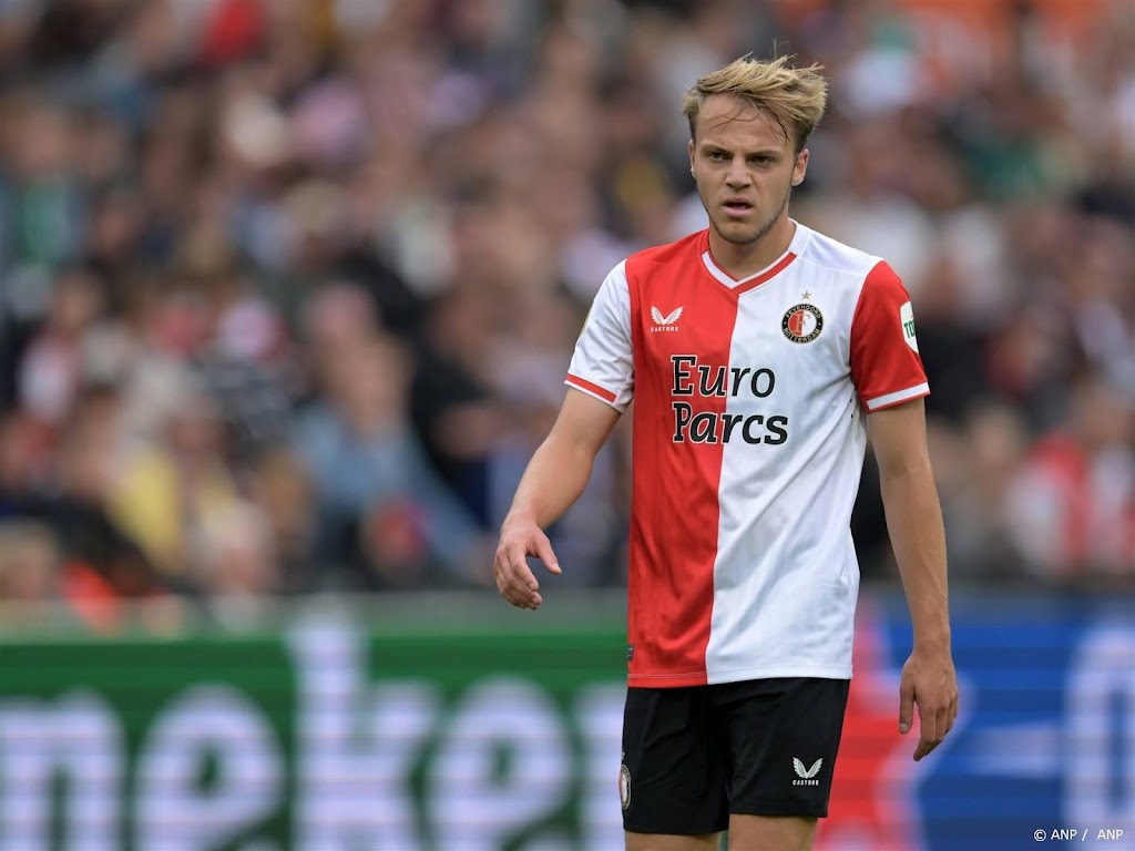 Feyenoord start met Van den Belt tegen FC Twente