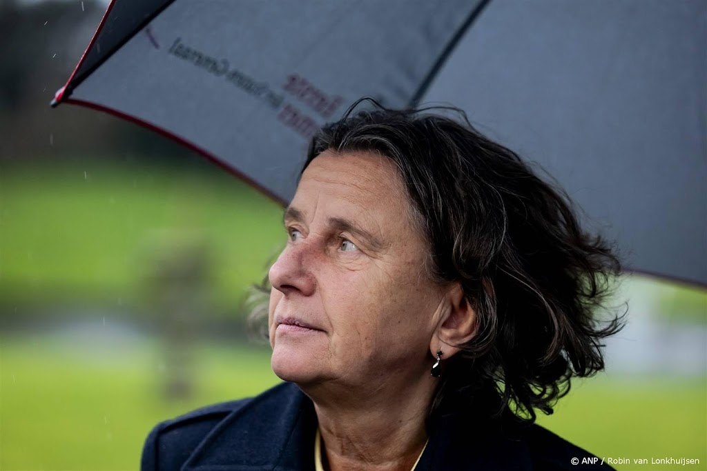 VluchtelingenWerk naar rechter om onverwachte bezuiniging Faber