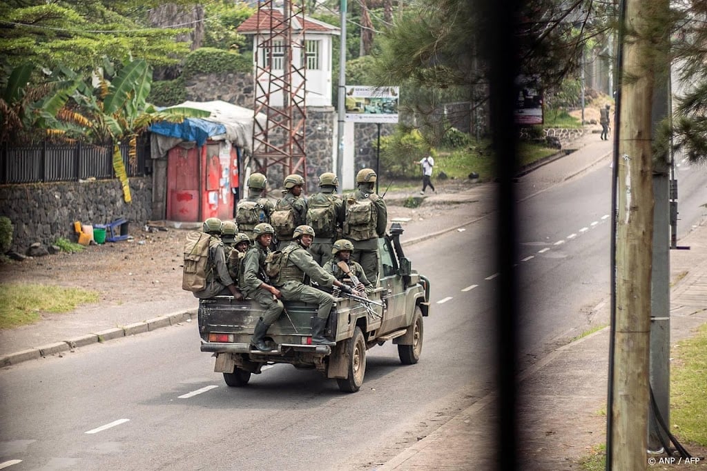 Rebellen veroveren vliegveld Goma, zorgen over humanitaire crisis