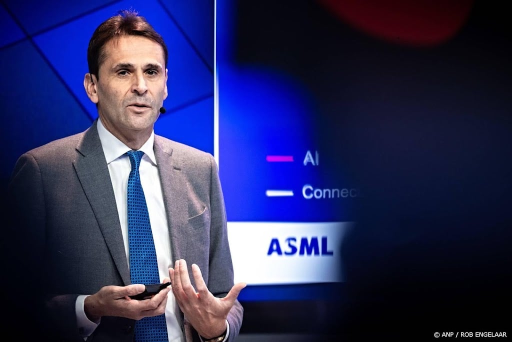 ASML boekt recordomzet in 2025 en voorziet verdere groei in 2026