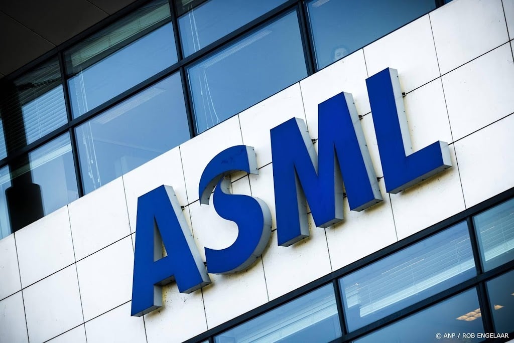 ASML flink hoger op positief Damrak na recordcijfers