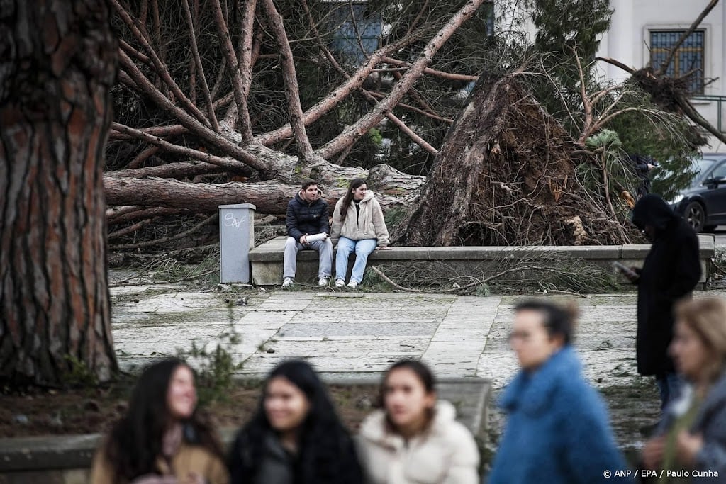 Storm Kristin eist levens in Portugal