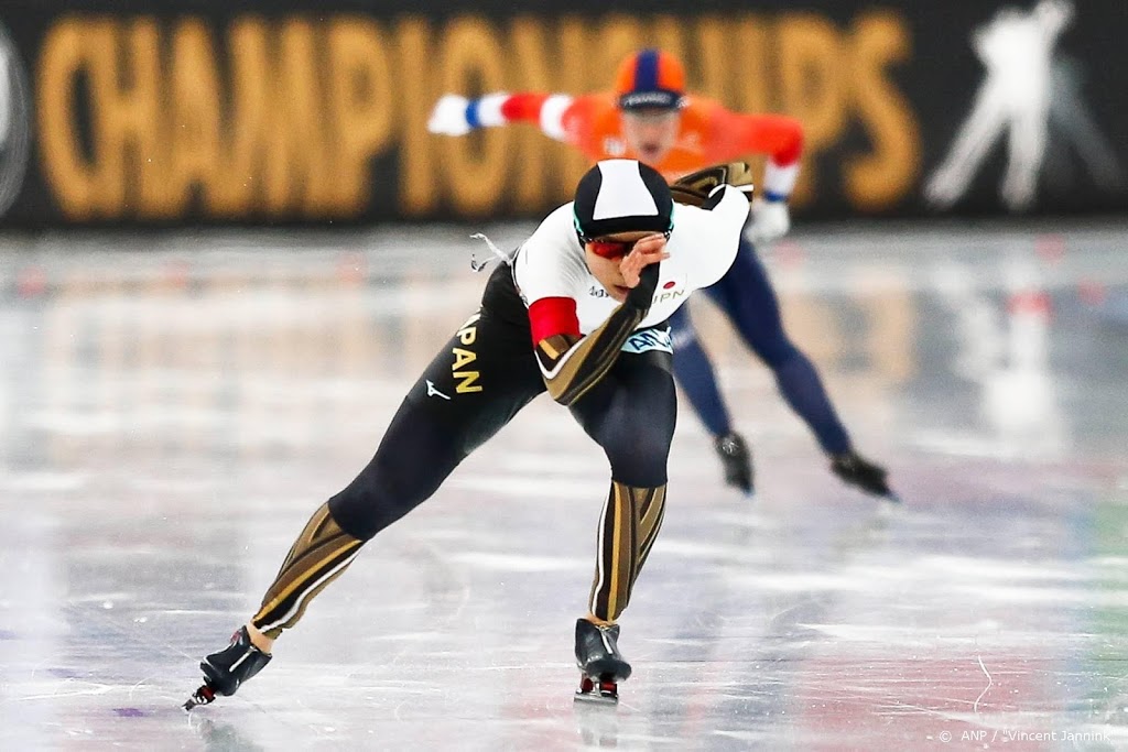 Takagi wint ook 1000 m op WK sprint, Nederlanders stijgen