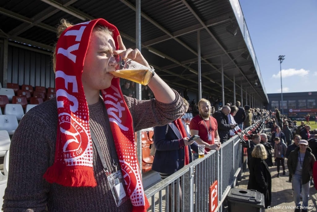 Winnend SC Cambuur blij met extra sfeer door Almere-fans