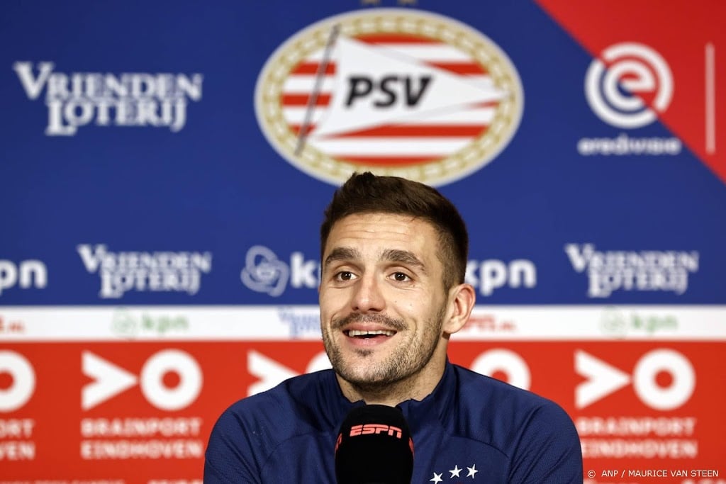 Tadic na ruzie met Dumfries onder begeleiding Ajax-bus in