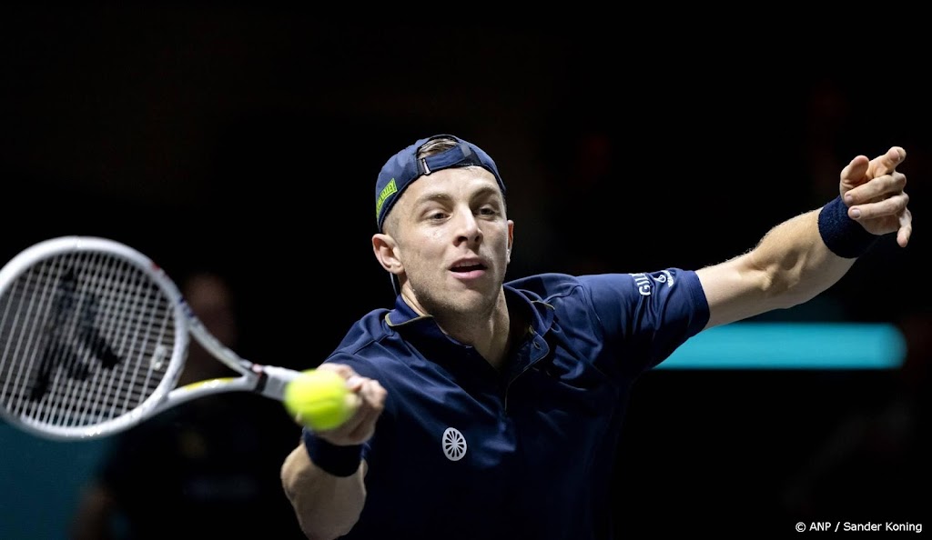 Griekspoor verliest in Dubai in twee tiebreaks van Boeblik