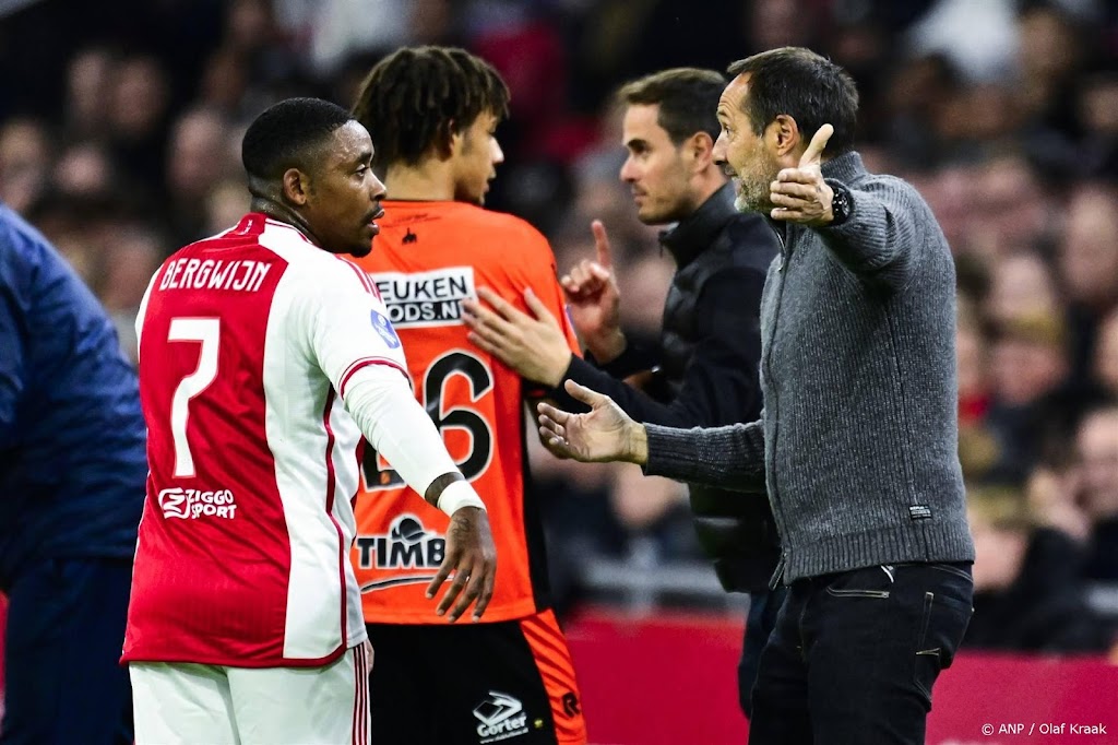 Nettowinst Ajax daalt van 76 naar 27 miljoen euro