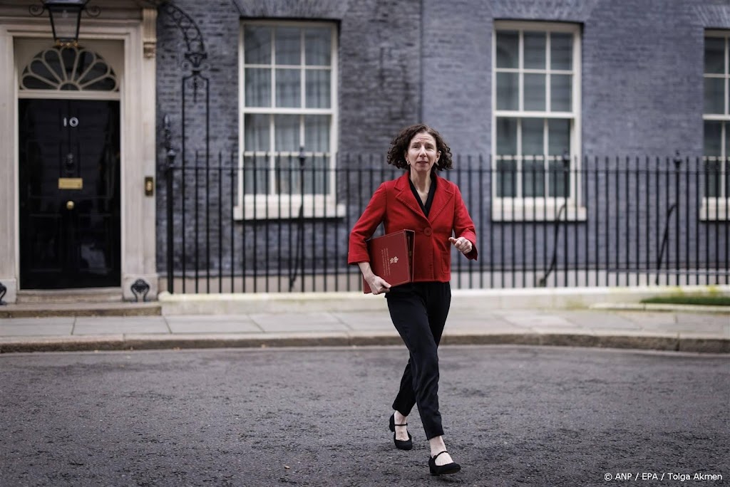 Britse minister voor ontwikkelingshulp stapt op over bezuiniging